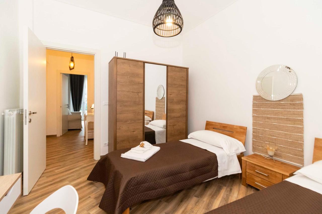 Roomy & Central Torino Apartment X4! ภายนอก รูปภาพ
