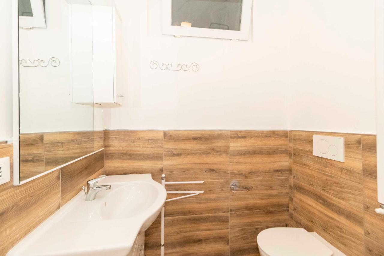 Roomy & Central Torino Apartment X4! ภายนอก รูปภาพ